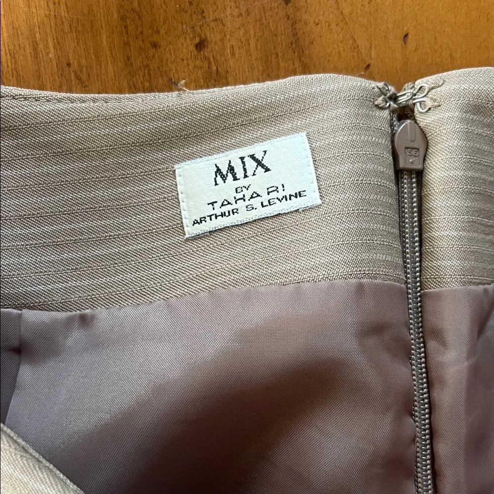 Tahari elegant beige